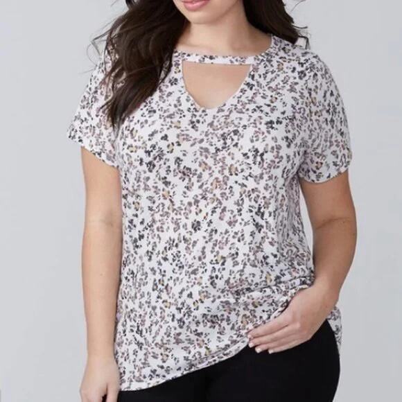 Lane Bryant Size 18 20 Printed Short Sleeve Choker Tee T-Shirt Top - Picture 1 of 4